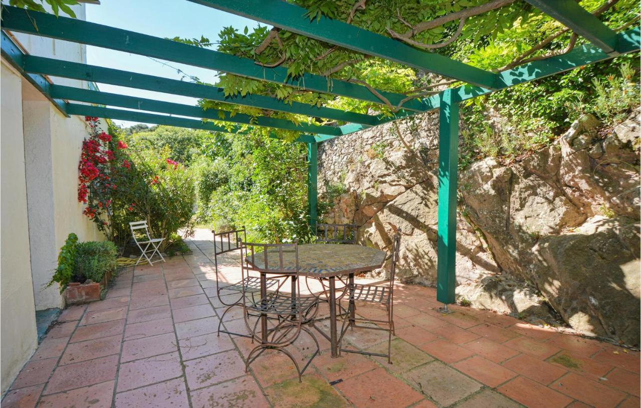 Cozy Home In Sete With Outdoor Swimming Pool Экстерьер фото