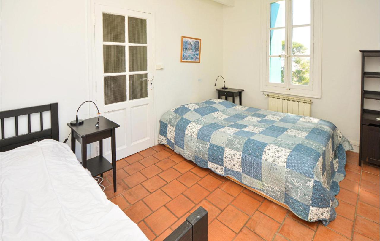 Cozy Home In Sete With Outdoor Swimming Pool Экстерьер фото